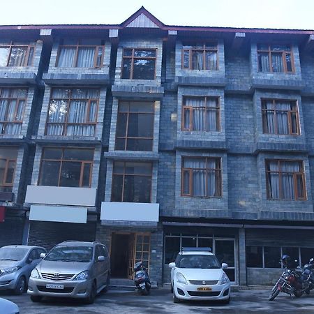 Oyo 19322 Hotel Snow Flake Manāli Eksteriør billede